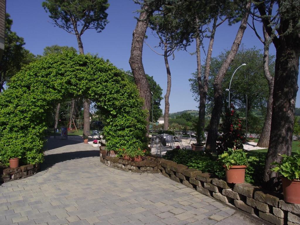Hotel Ausonia Monte Porzio Exteriör bild