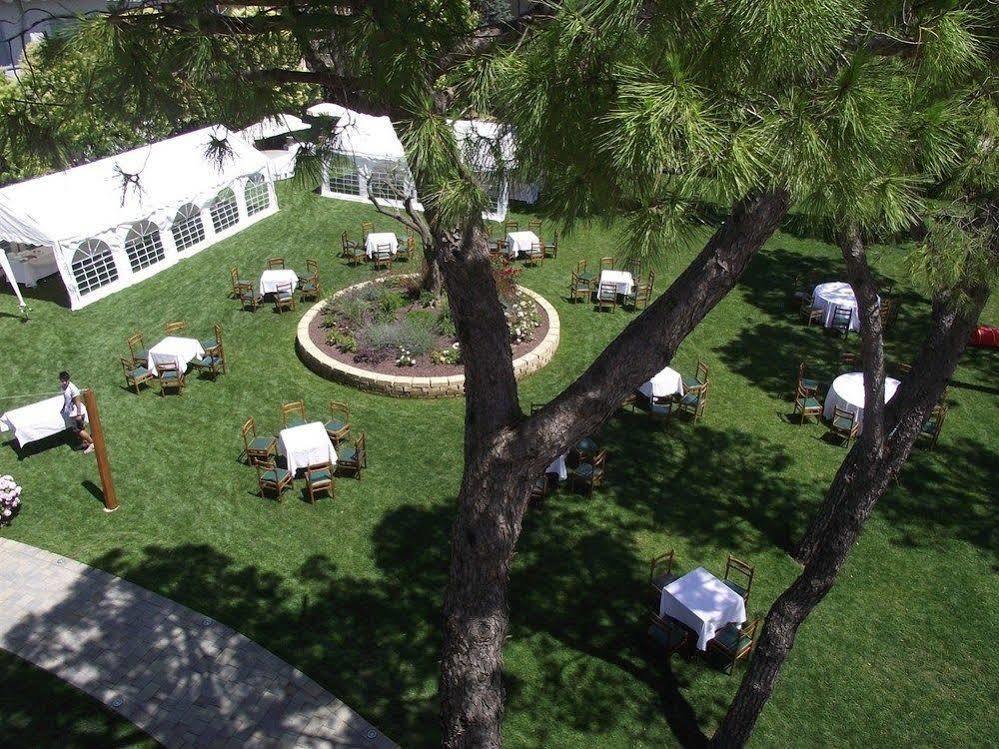 Hotel Ausonia Monte Porzio Exteriör bild